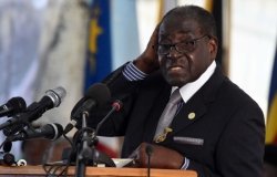Mugabe is Bailed out by Beijing. But too Little too Late for Zimbabwe?