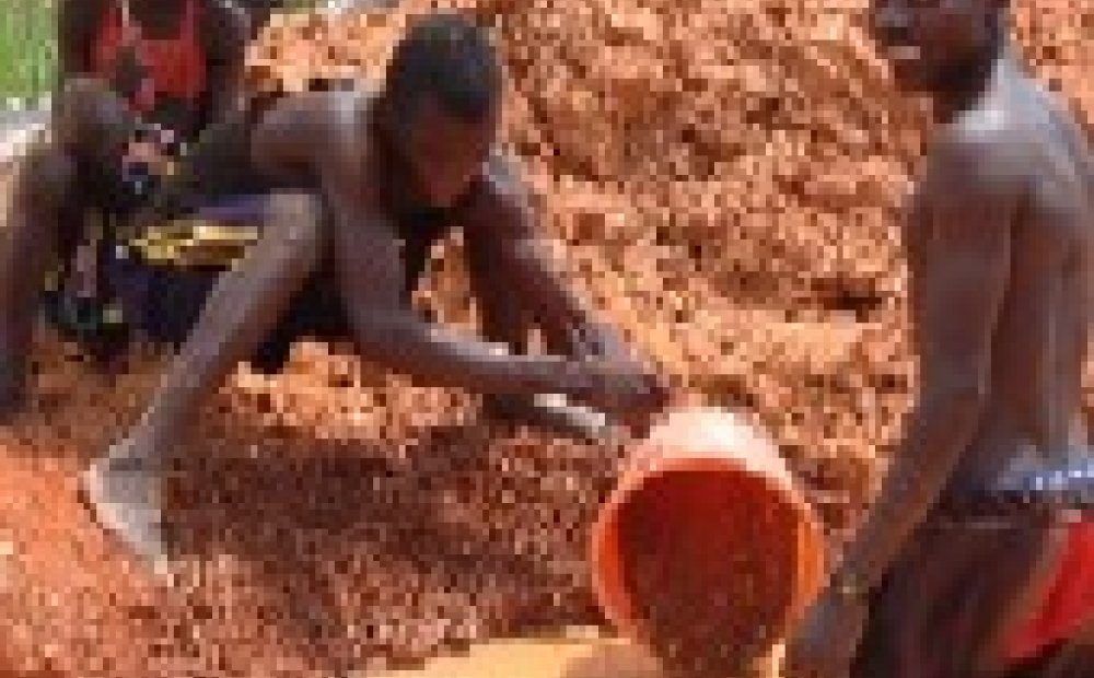 Beyond "Conflict Diamonds:" a New Report on Human Rights and Angolan Diamonds