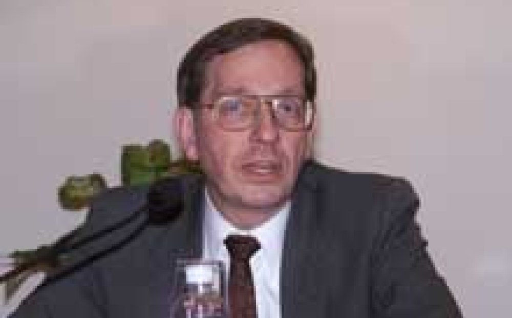 US Policy and the Global Environment: Memos to the President