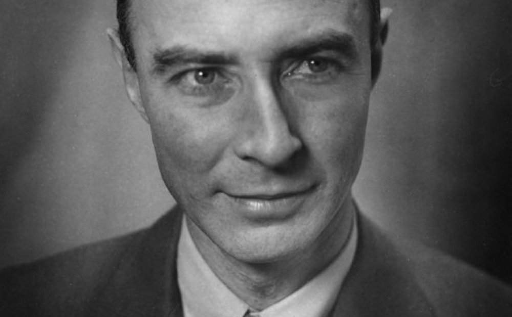 Political Authority or Atomic Celebrity? The Influence of J. Robert Oppenheimer on American Nuclear Policy after the Second World War