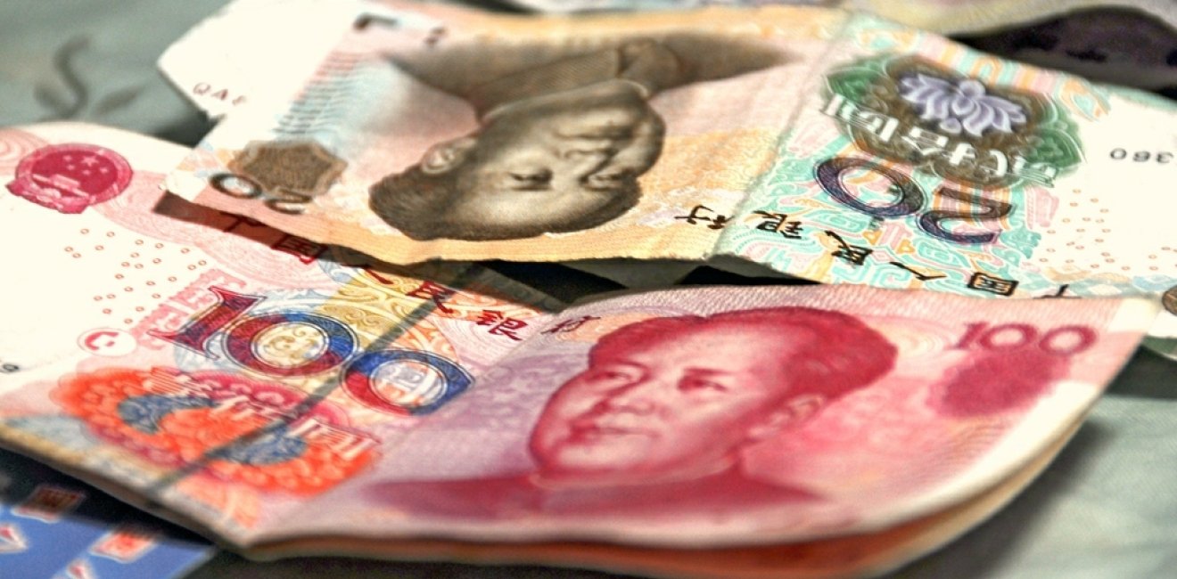 Why doesn't China directly increase RMB usage in International Trade?  (中文）