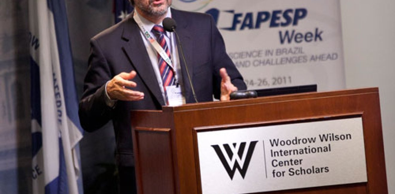 Summary of Reports on FAPESP Week  North Carolina 2013