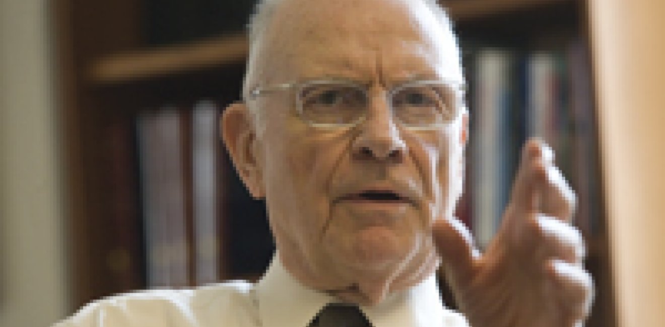 As Lee Hamilton Steps Down, Colleagues Reflect on his Contributions