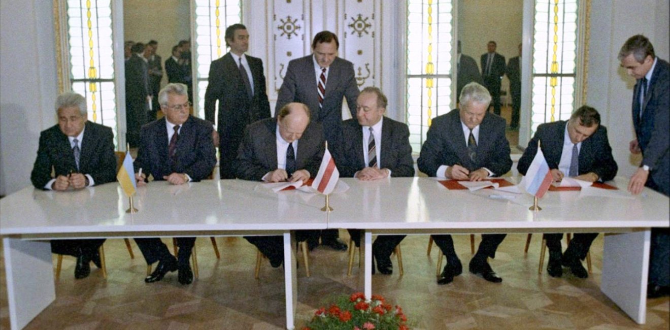 U.S. Trepidation as the USSR Dissolves 25 Years Ago