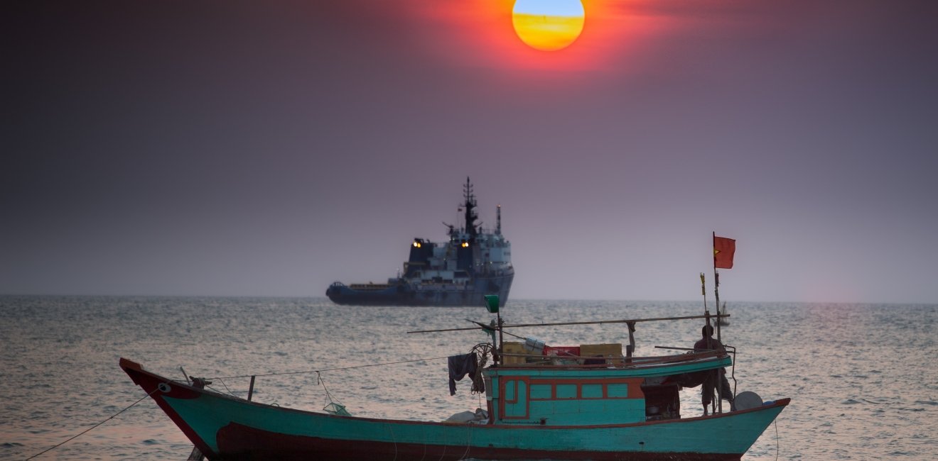 Director Daly Discusses the South China Sea with China Review News Agency of Hong Kong (In Chinese/中文)