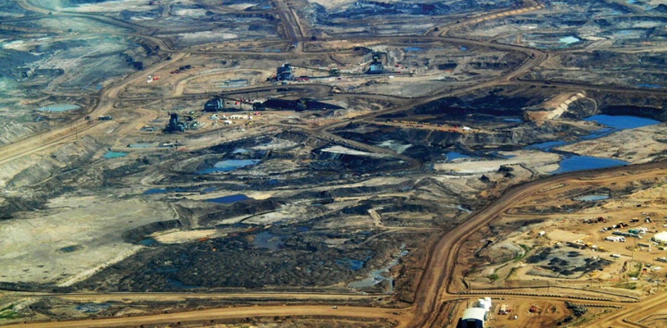 Tracking the Energy Titans: Hidden Trends in the United States, China, and Canada [Infographic]