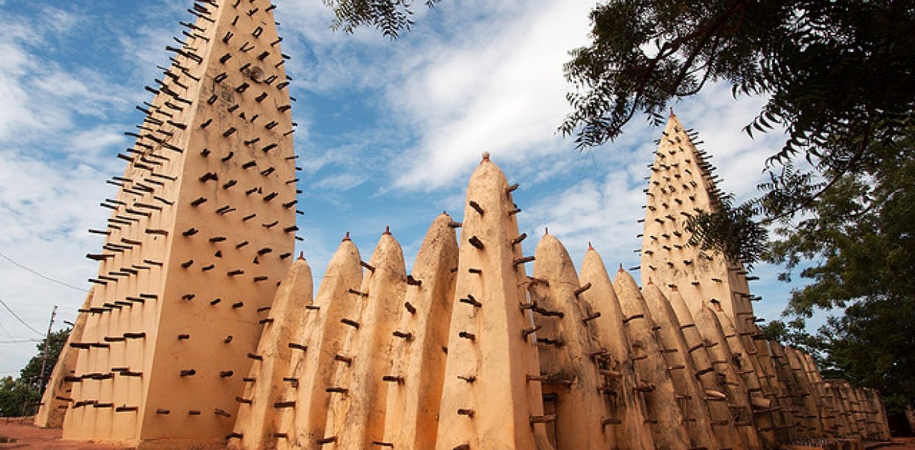 One of Burkina Faso's famous mud-brick mosques in Bobo-Dioulasso. Photo by qlv on Flickr. Creative Commons.