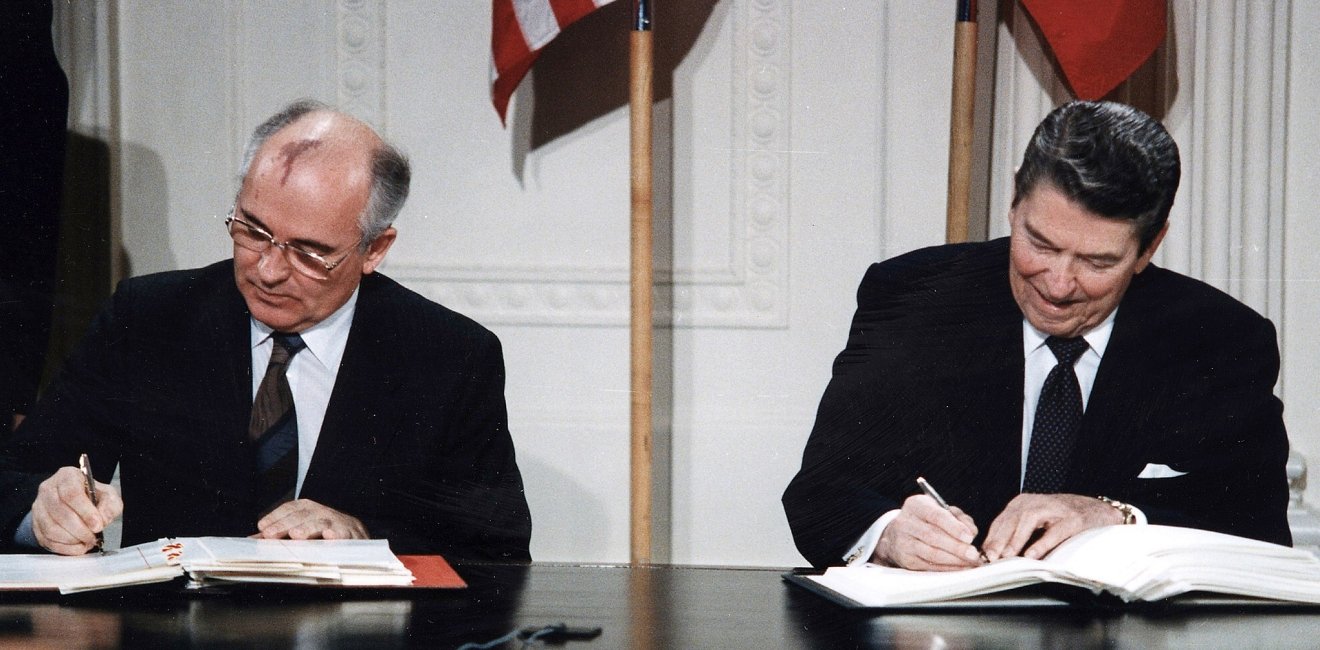 Gorbachev and Reagan sign the INF Treaty on December 8, 1987. Source: Ronald Reagan Presidential Library, ARC Identifier 198588.