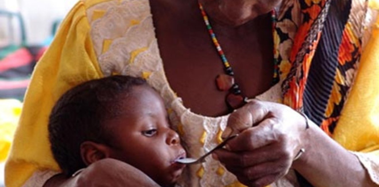 Niger malnutrition 615w (att Africa Renewal)