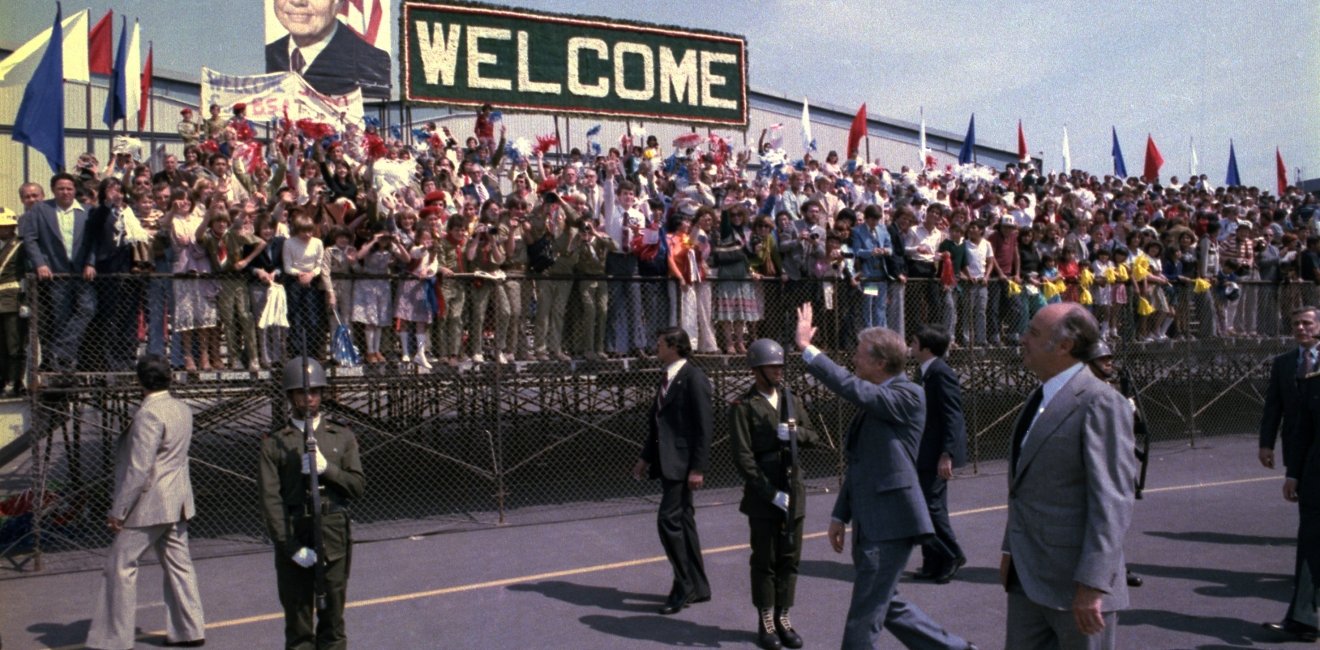 Mexico, the United States, and the Onset of the Nicaraguan Revolution