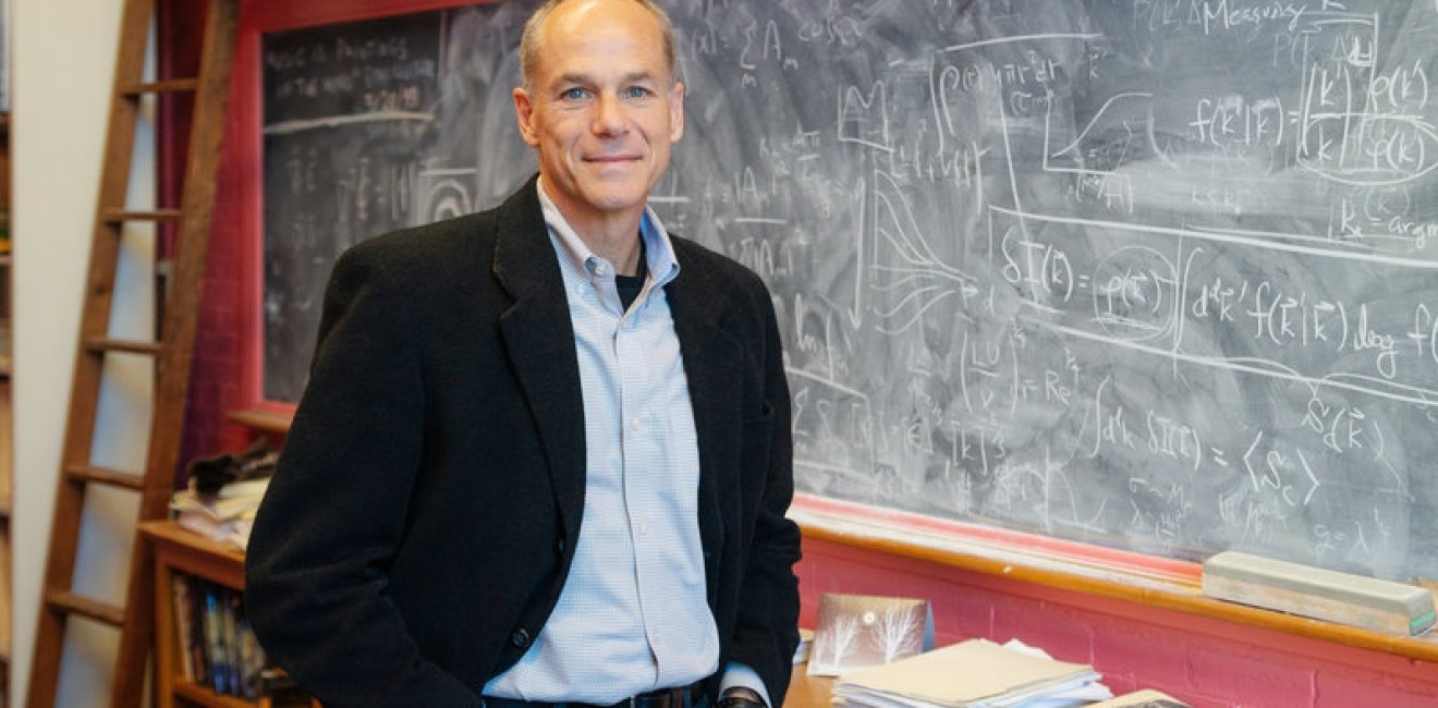 Brazilian Scientist Wins Templeton Prize for Research on Origins of Universe