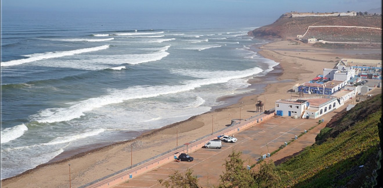 The Atlantic Ocean along a shoreline in Ifni, Morrocco