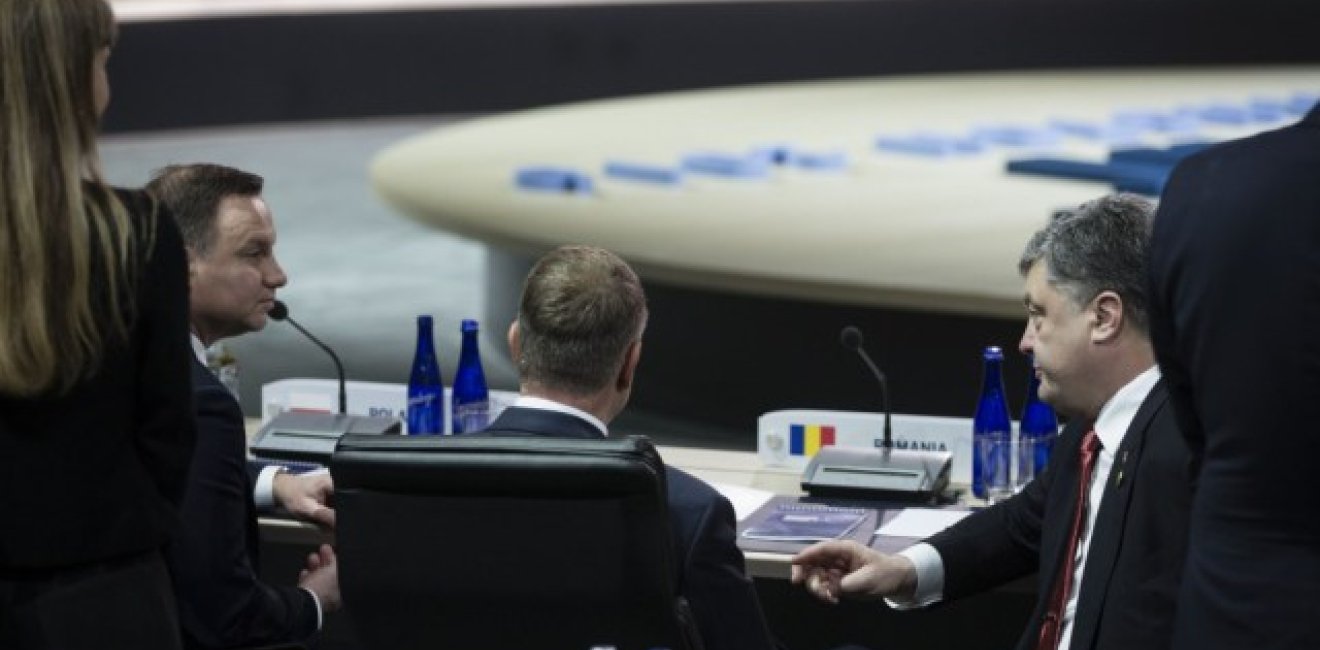 Ukrainian-Polish Relations in the Context of the Memory War: A Game of Lose-Lose