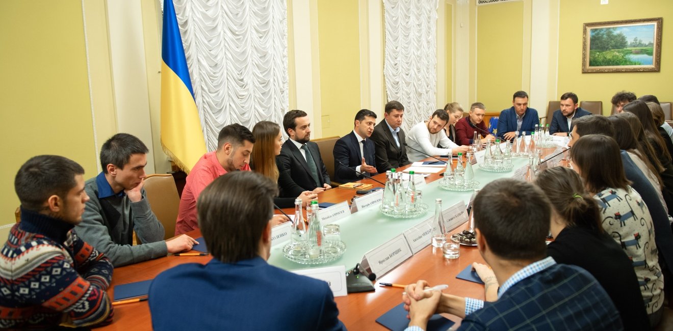 Image: Volodymyr Zelenskyy met with Euromaidan participants