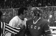 1972 Hockey Summit, Esposito and Ragulin