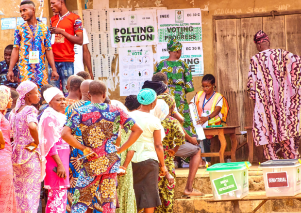 People waiting to cast their vote during the Nigerian presidential election 