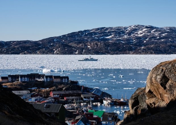 Arctic security frigate picture