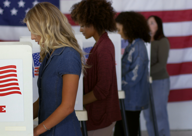 US voters casting ballots