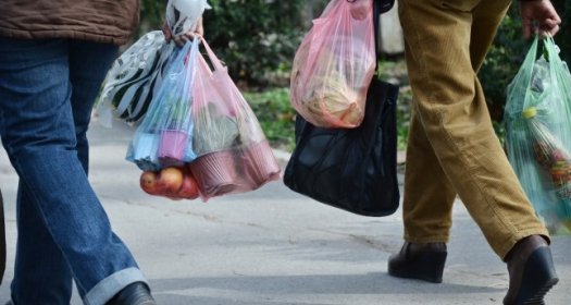 Picture: People shopping with plastic bags