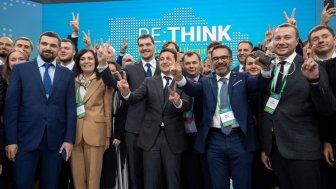 Ukrainian President Volodymyr Zelenskyy at the RE: THINK. Invest in Ukraine Forum in Mariupol. Source: president.gov.ua