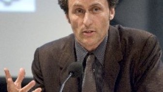 Waiting for Democracy: Politics of Choice in Natural Resource Decentralization