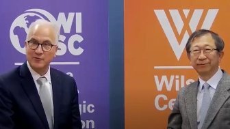 Mark Kennedy and Tatsuya Terazawa engage in a conversation