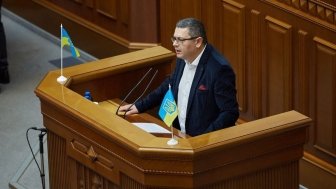 Oleksandr Merezhko giving a speech in the Verkhovna Rada