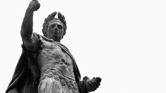 Image of statue of Julius Caesar