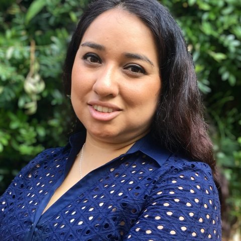 Dr. Claudia Gonzaga Jáuregui