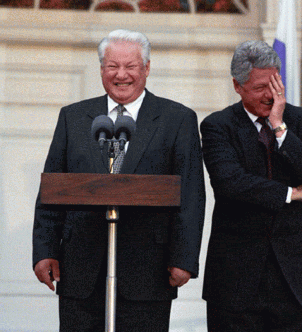 resident William J. Clinton and President Boris Nikolayevich Yeltsin delivering a joint press statement on the steps of Springwood, Franklin Delano Roosevelt's historic home in Hyde Park, New York. The image was photographed by Ralph Alswang.