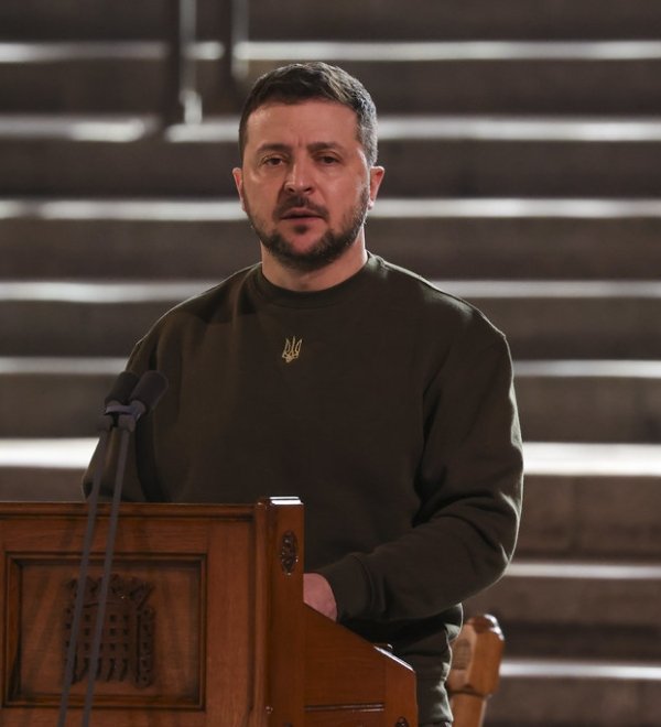 Zelensky in Parliament