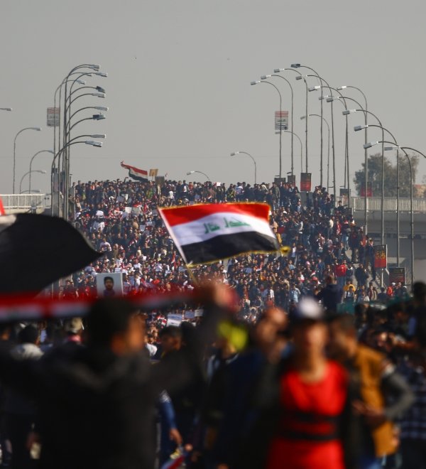 Students protesting in Iraq