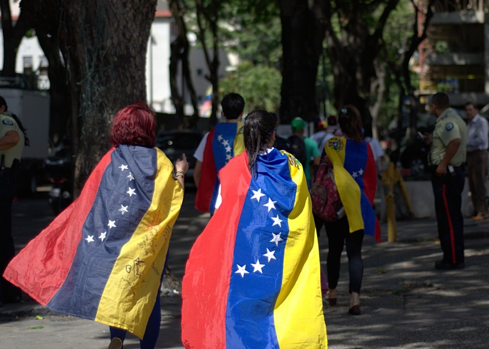 6 things you need to know about Venezuela’s political and economic crisis