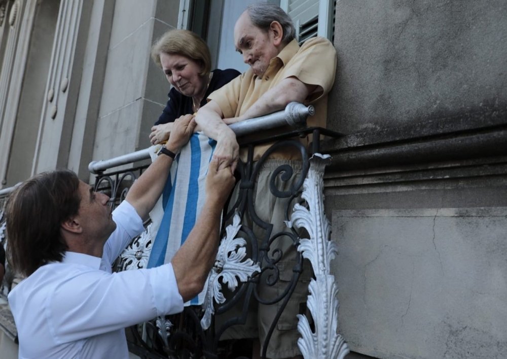Exeunt Frente Amplio
