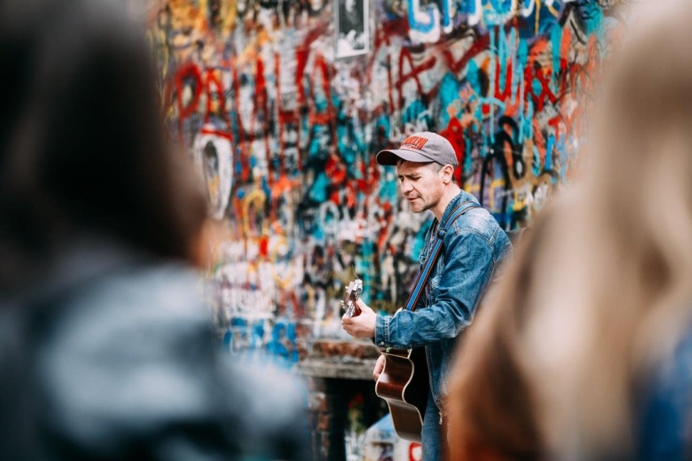 Urban Life and Creativity: From Conflict to Cultural Innovation