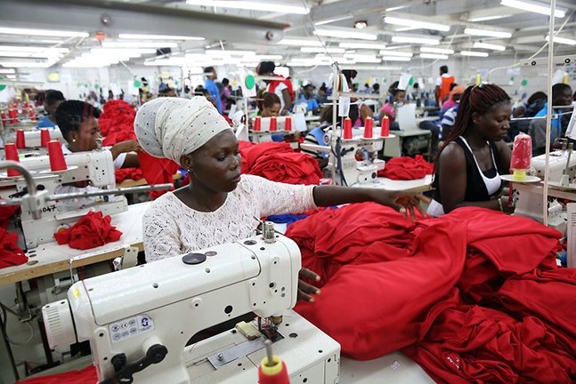 Dignity factory workers producing shirts for overseas clients, in Accra, Ghana on October 13, 2015. Photo © Dominic Chavez/World Bank