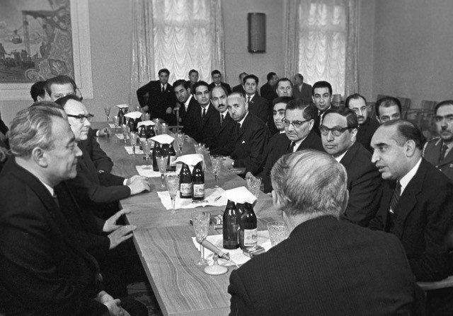 Abdullahad Kakhorov meeting with the Prime Minister of Afghanistan Mohammed Hashim in Dushanbe, 1966. Source: RIA Novosti.