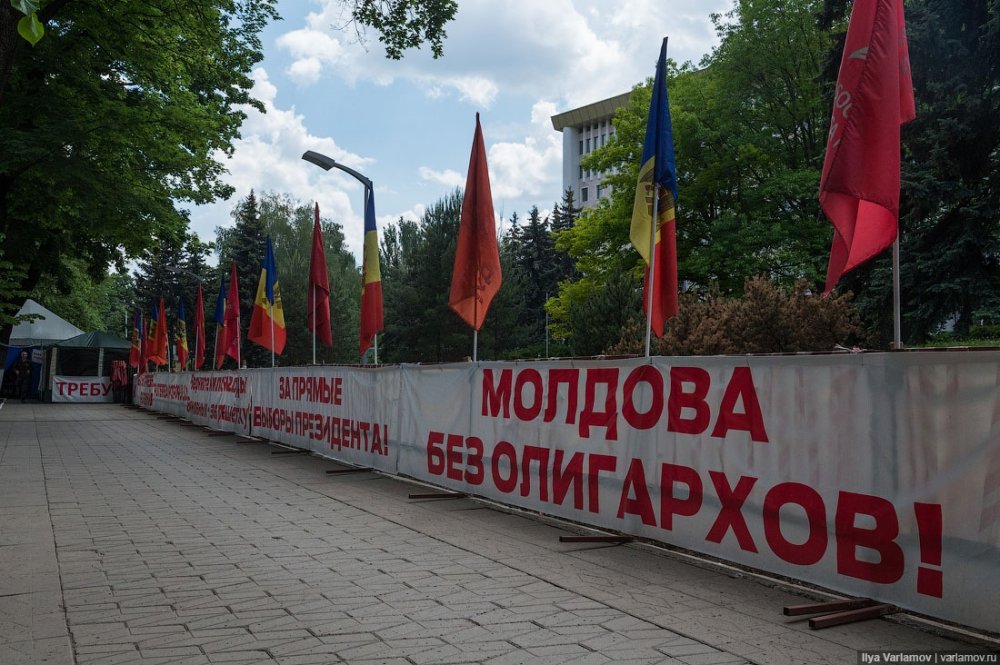 A scene from Moldova's 2016 presidential elections. Source: Varlamov.ru CC-BY-SA 4.0