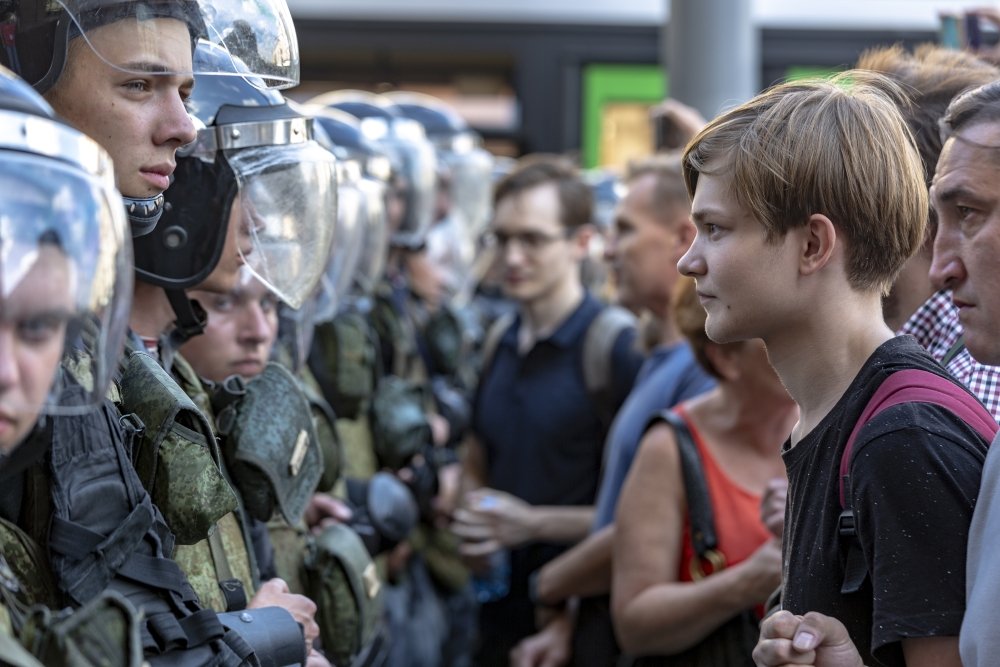 Police confrontation on Tverskaya Street during the August protests. Source: Shutterstock.com