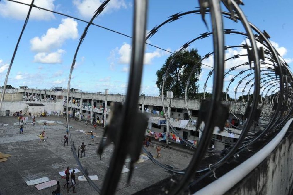 Mass Slaughter in Brazil Prison Exposes Gang War over Drugs