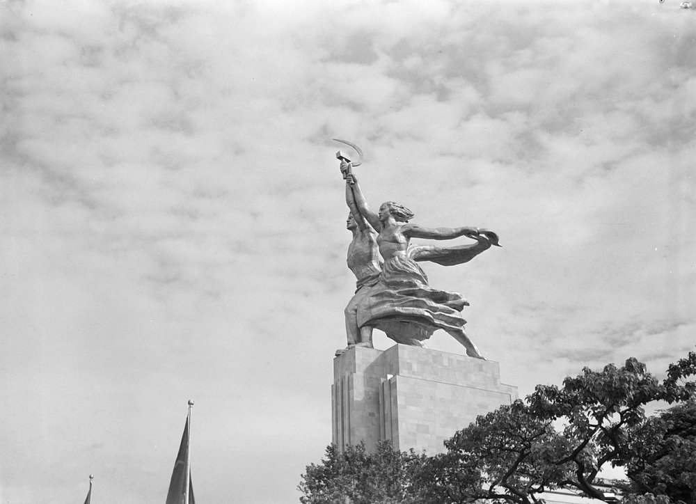 Worker and Kolkhoz Woman sculpture by Vera Mukhina for the 1937 World's Fair in Paris. It was subsequently moved to Moscow.