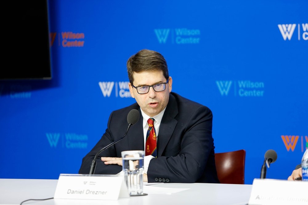 Daniel Drezner speaking at the Wilson Center.