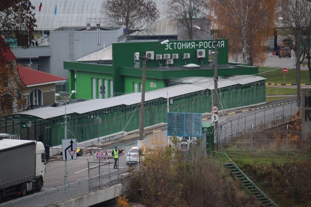 Estonia Russia border crossing