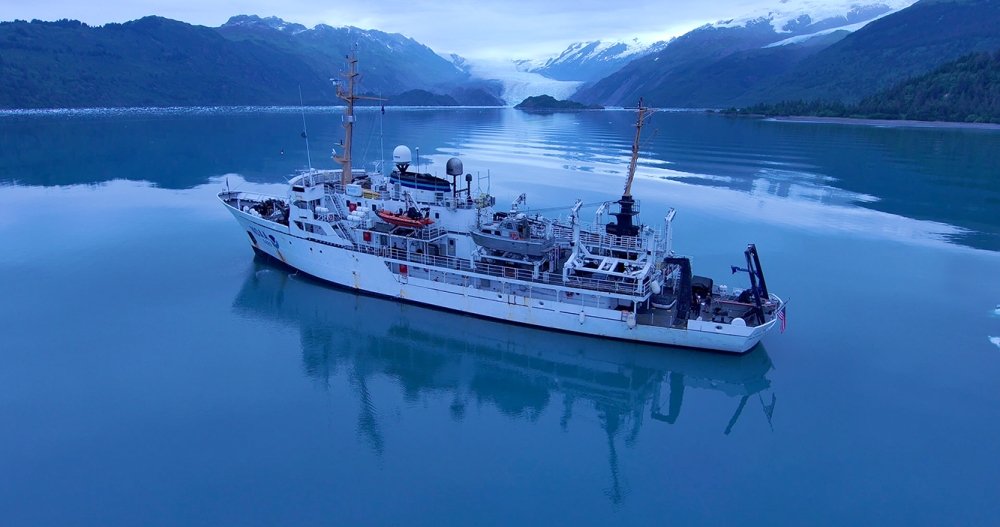 Photo of NOAA Ship Fairweather