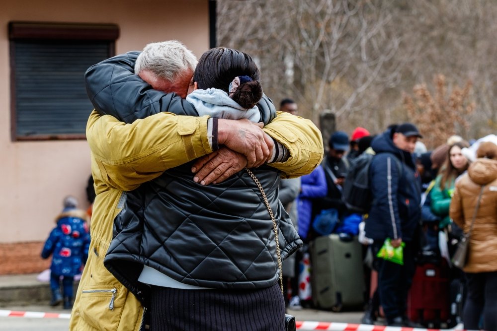 Image Hugging