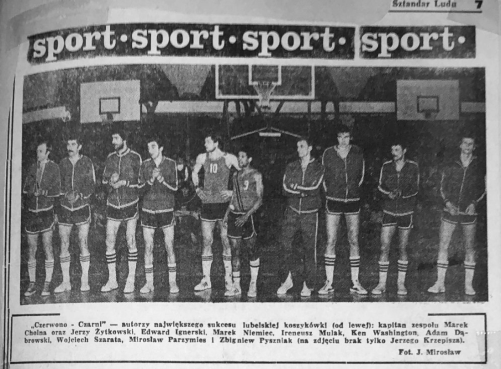 Newspaper article featuring Kent Washington's Polish basketball team