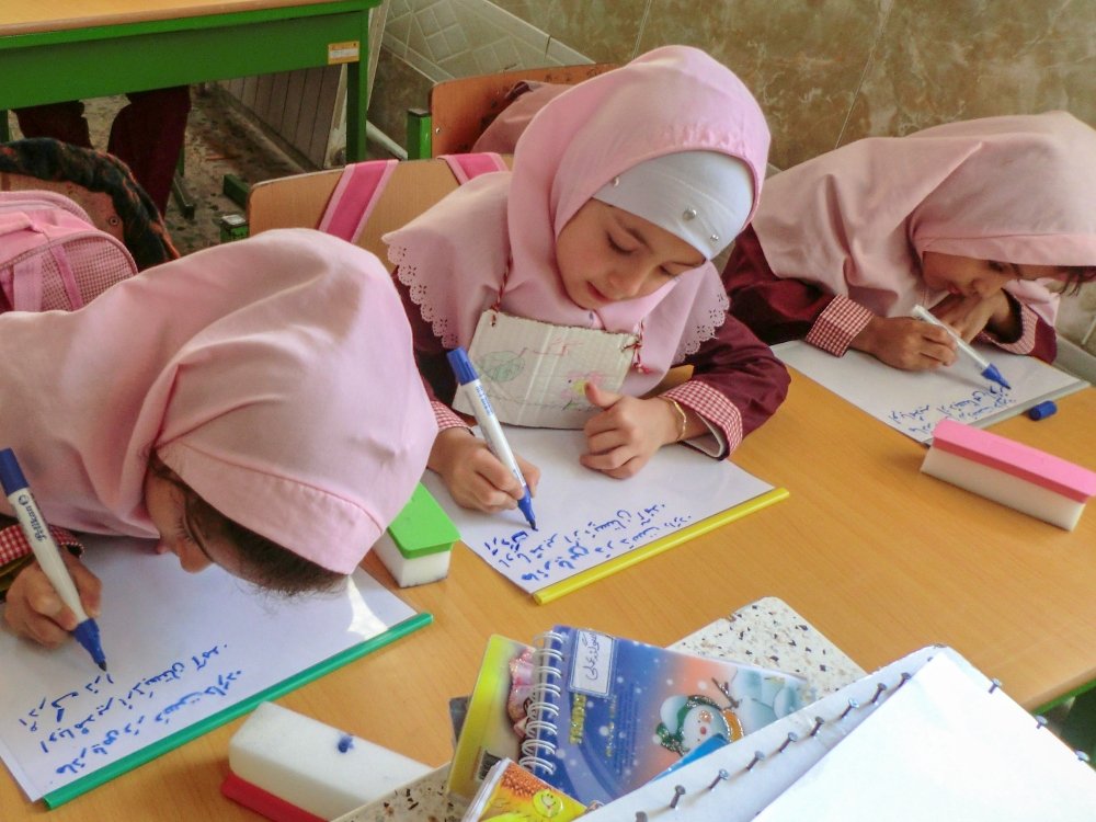 Iran schoolgirls