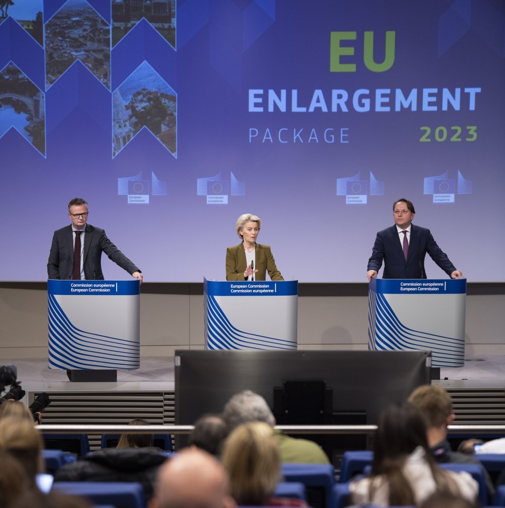 Press Conference by European Commission President Ursula von der Leyen and European Commissioner Oliver Varhelyi on the 2023 Enlargement Package