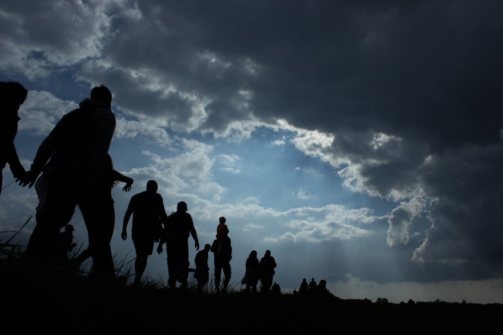 Silhouettes of migrants