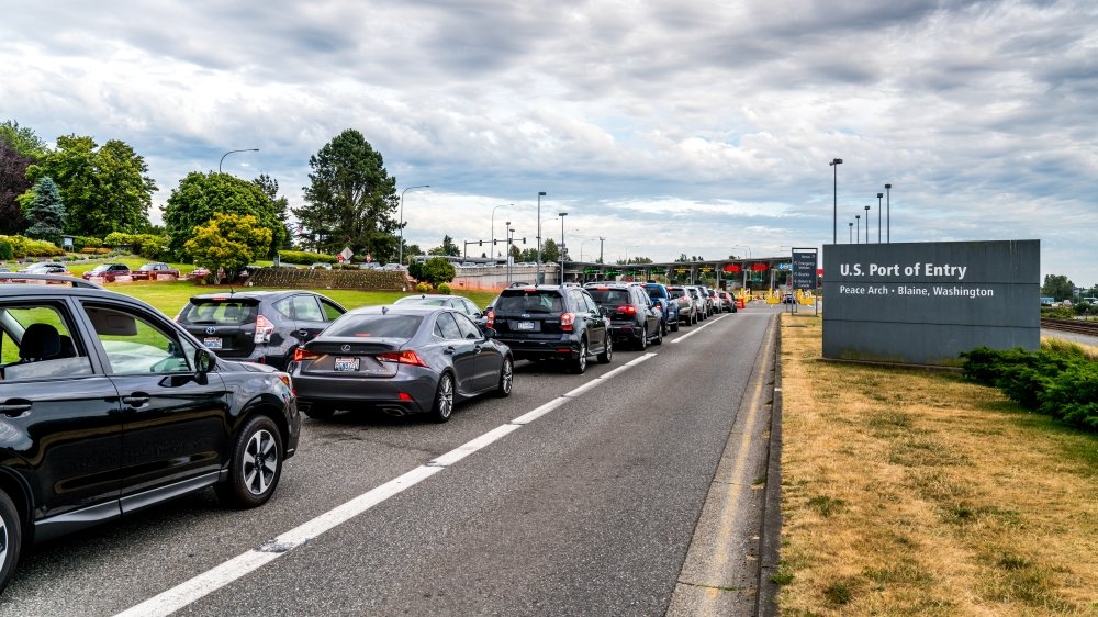 Canada-U.S. Border Cars